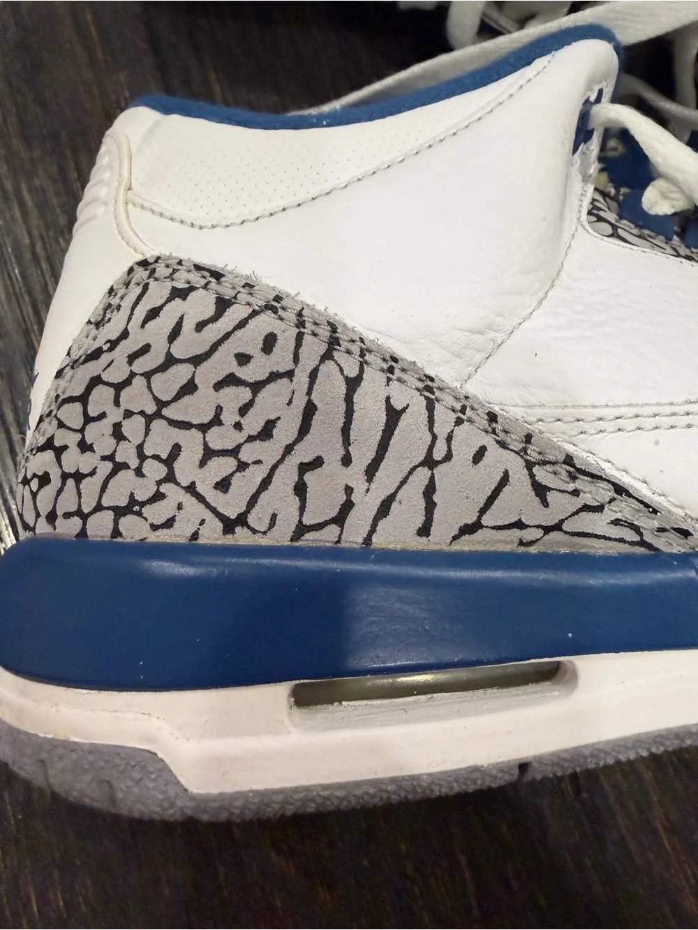 Size 7 Nike Air Jordan 3 Retro 2011 True Blue
